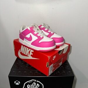 Nike Kids' Pink and White Sneakers dunks